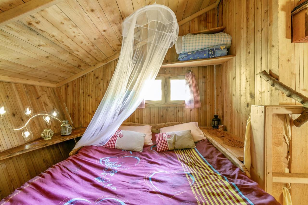 L'Arbre A Cabane Guyonvelle Bagian luar foto